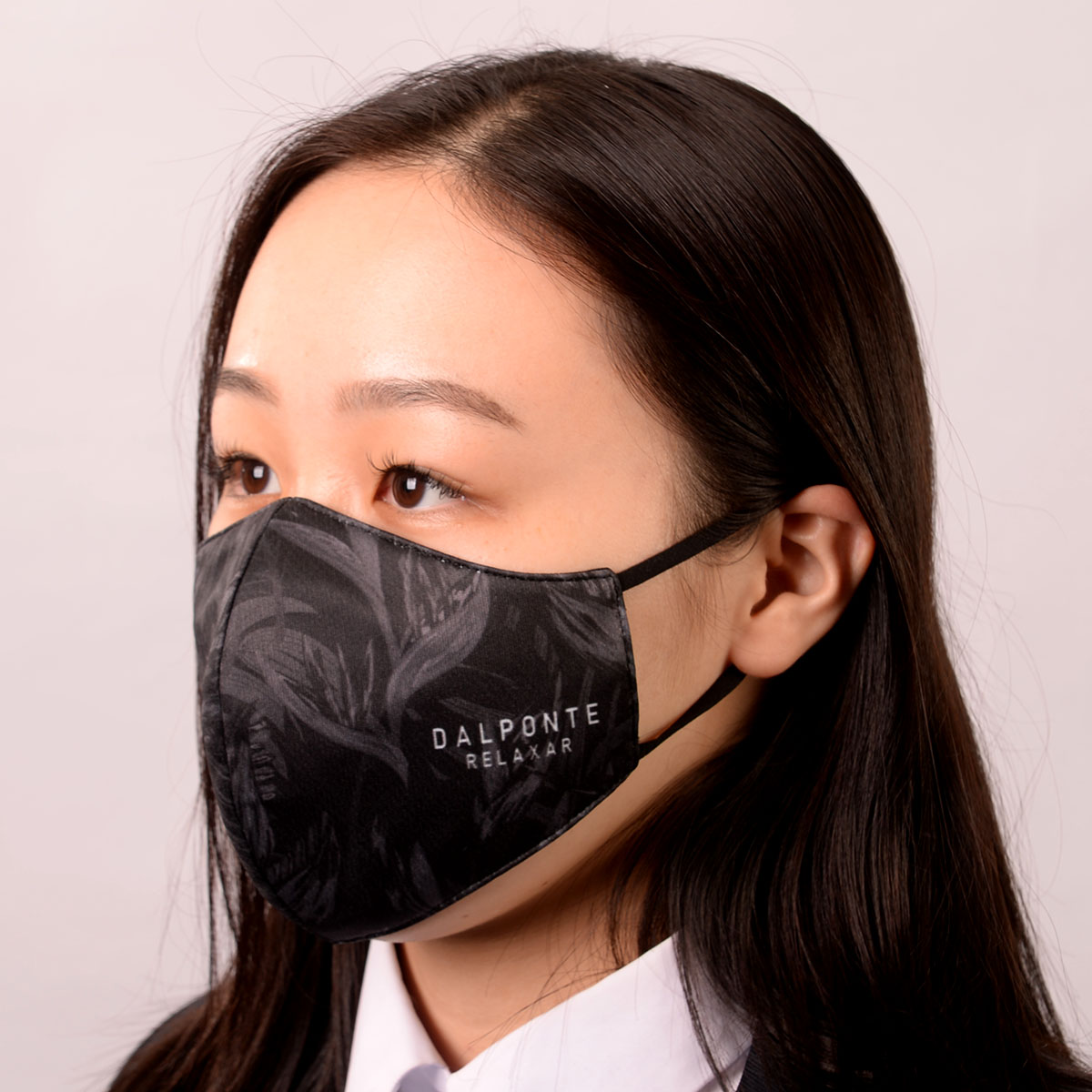 ボタニカル柄不織布入りマスクBLK